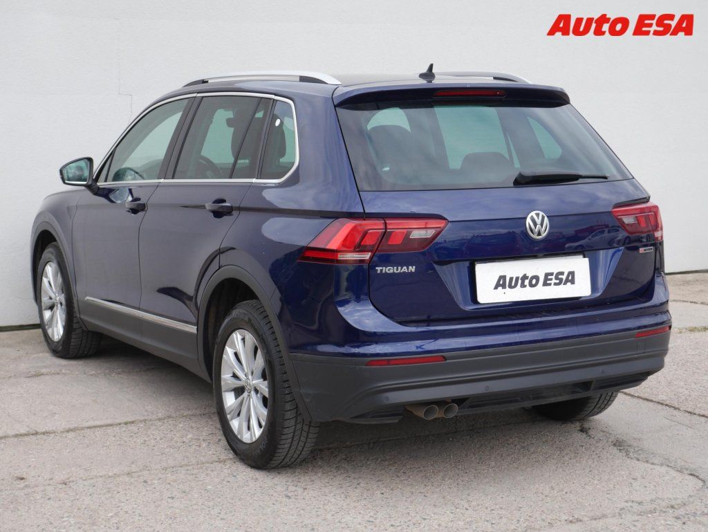 Volkswagen Tiguan, 2.0 TDi,AT,STK4/28 - fotka 4