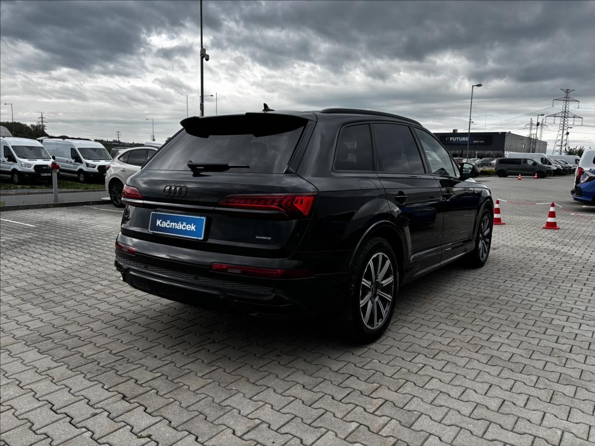 Audi Q7, 3,0 TDI 210kW quattro S-line - fotka 5