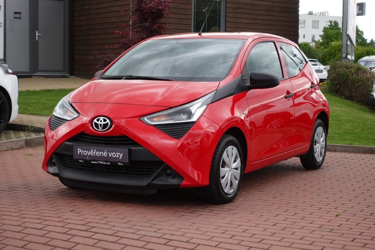 Toyota Aygo, 1.0 VVT-i 5M/T x + comfort