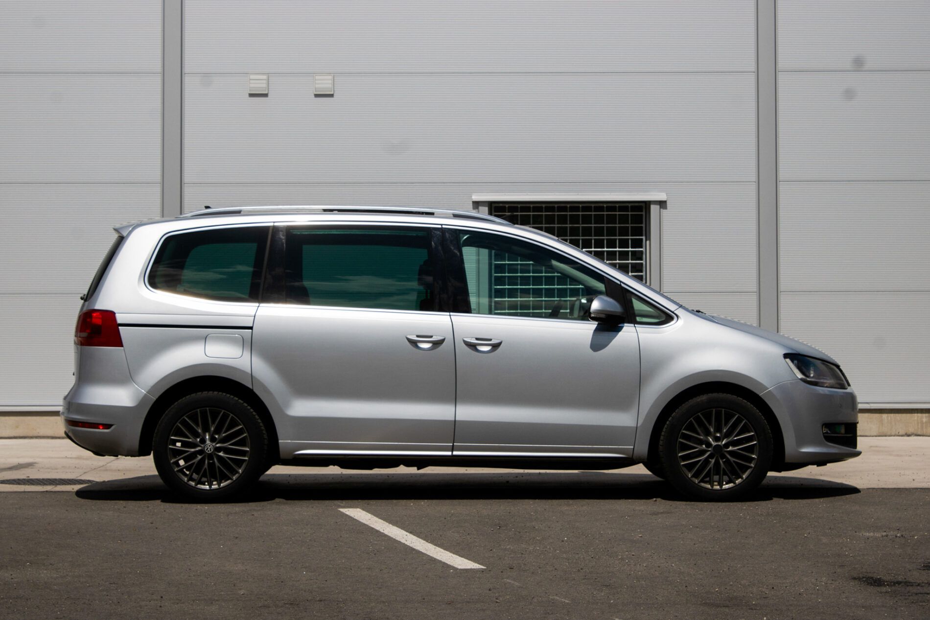 Volkswagen Sharan - fotka 4