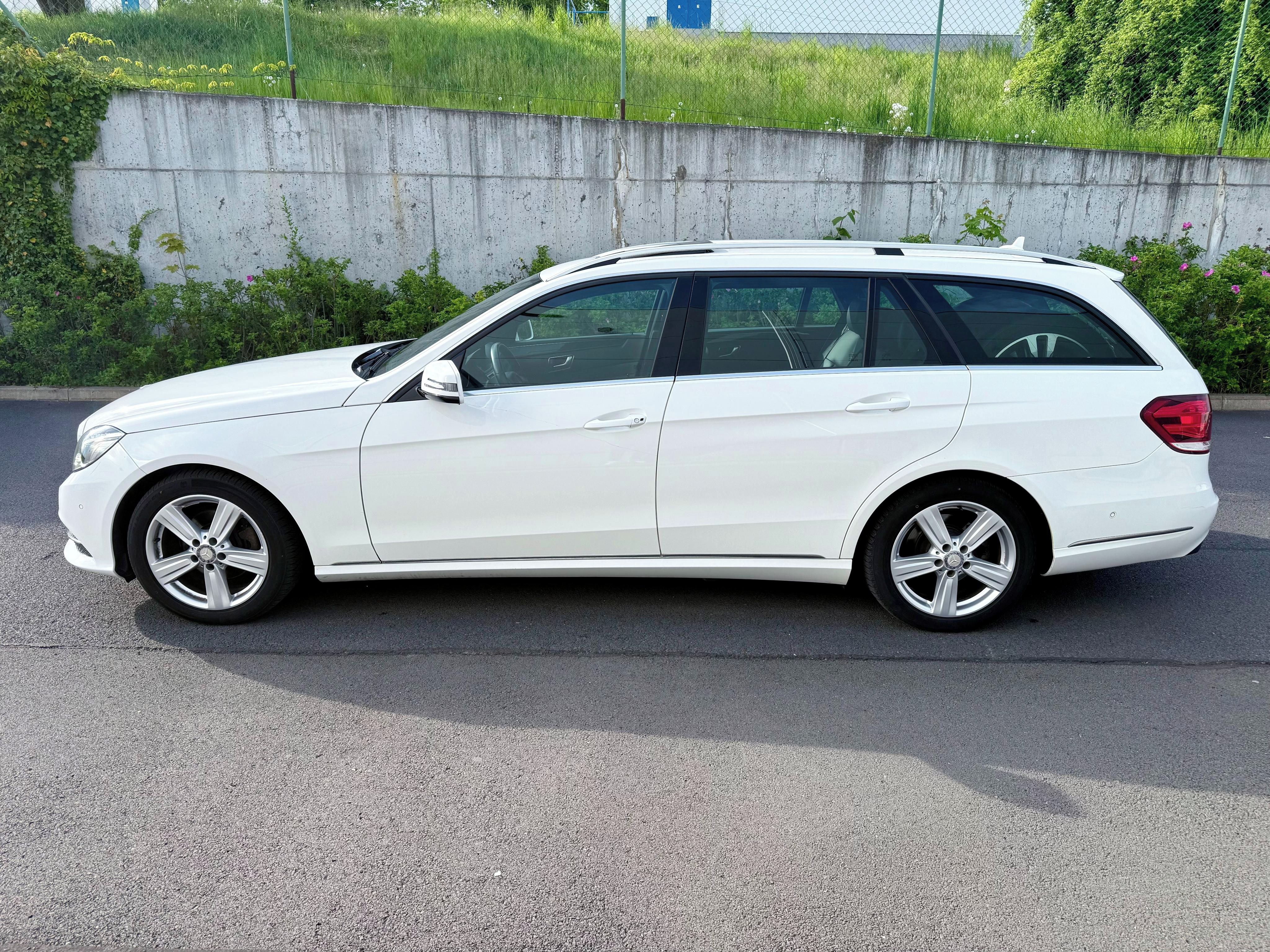 Mercedes-Benz Třídy E, 200CDI, AUTOMAT - fotka 4
