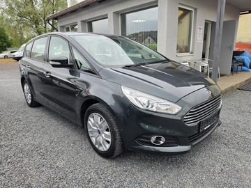 1.5 i Navi Parkovací senzory