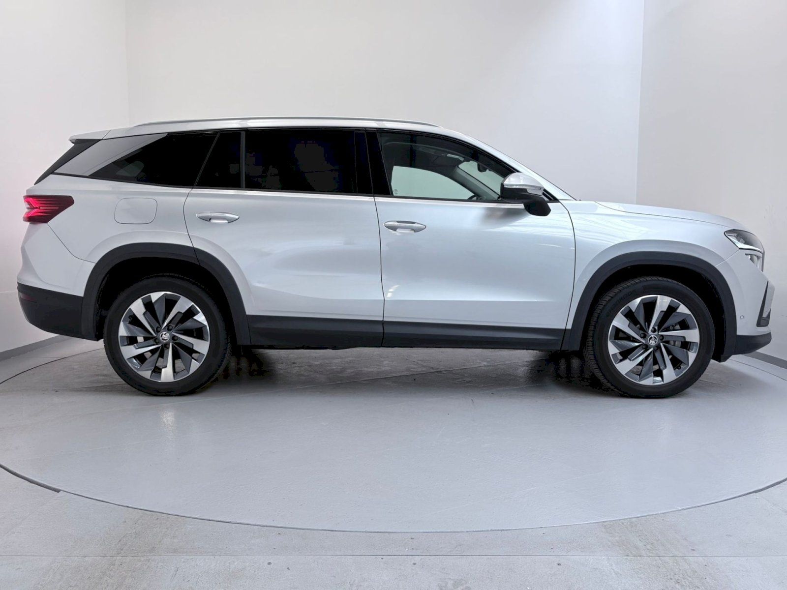 Škoda Kodiaq, Exlusive Selection 2.0TDI/142k - fotka 6