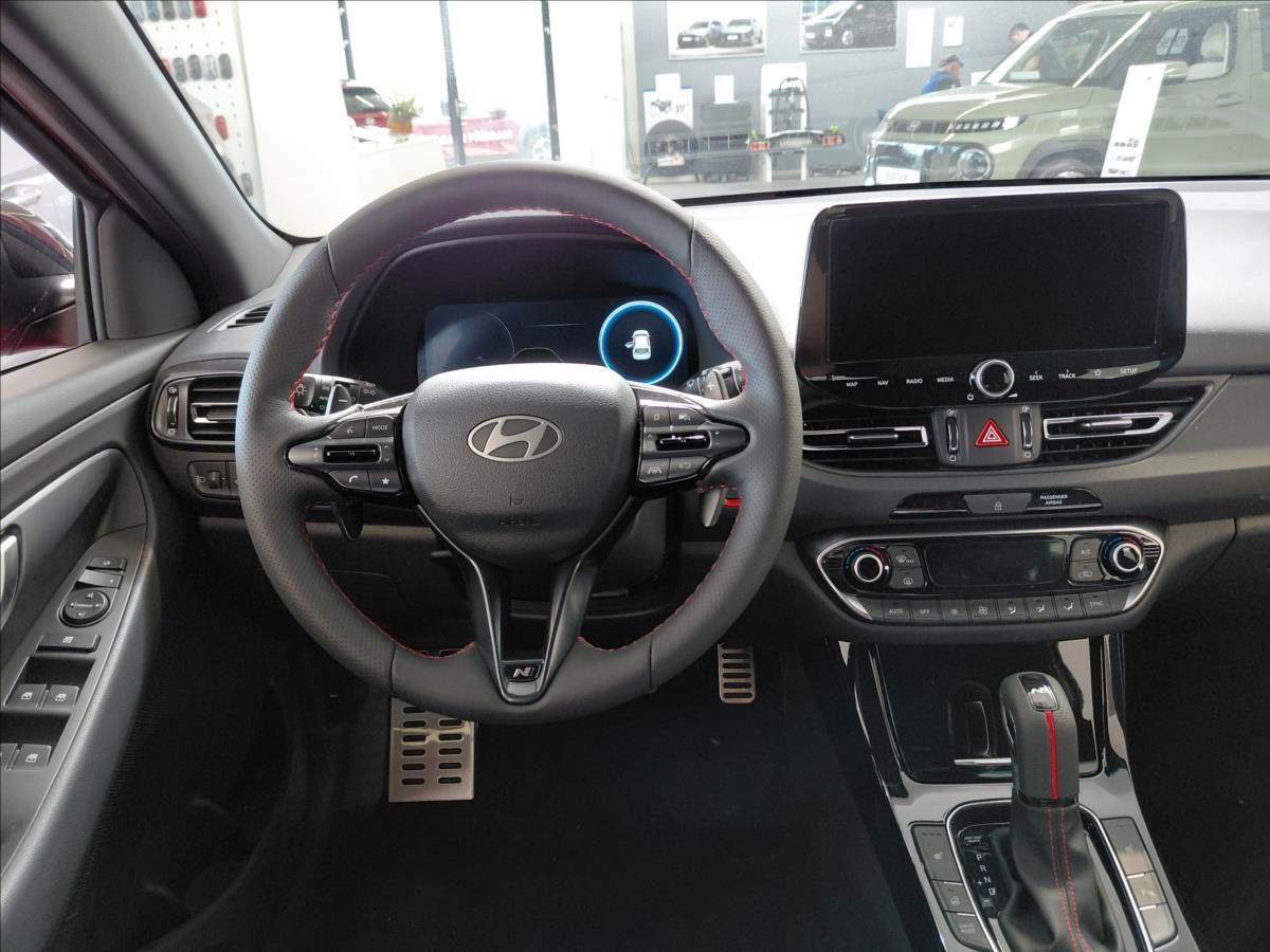 Hyundai i30, 1,6   26 WG 1,6 T-GDI DCT N LI - fotka 6