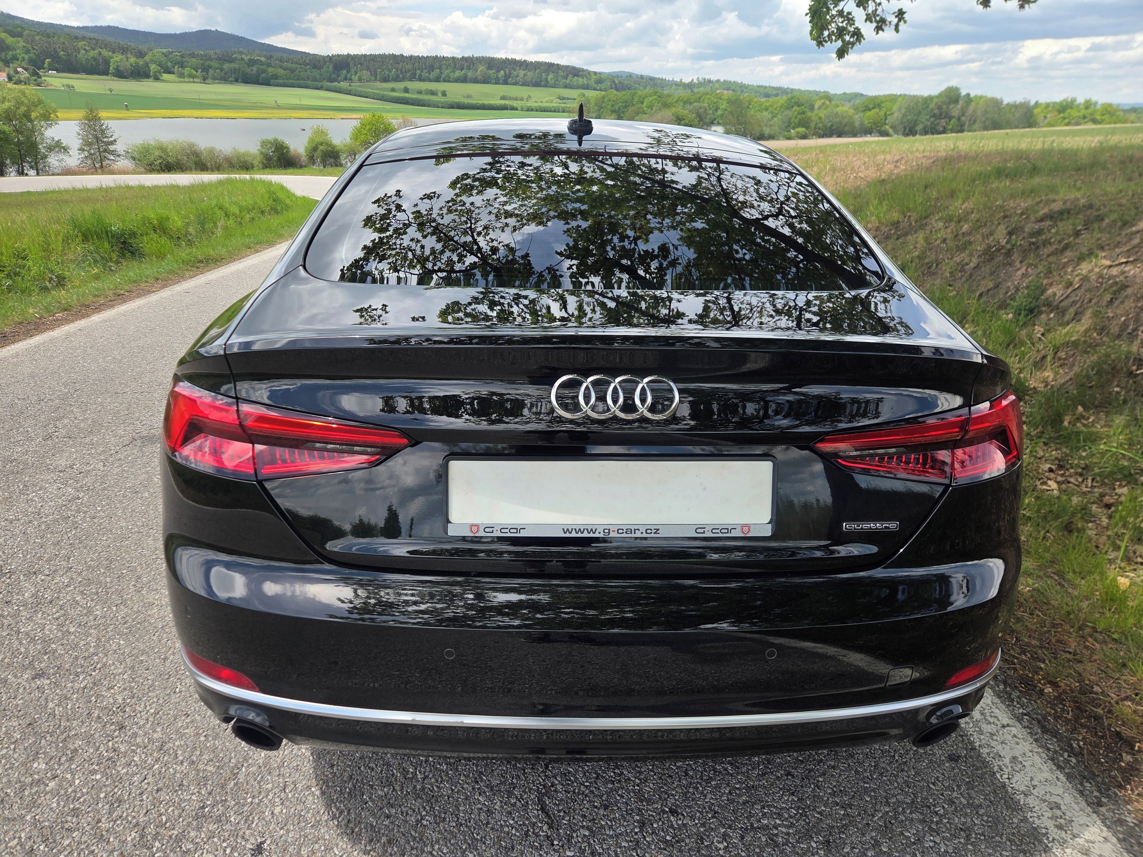 Audi A5, 2.0TFSI - výkonná 184KW - fotka 6