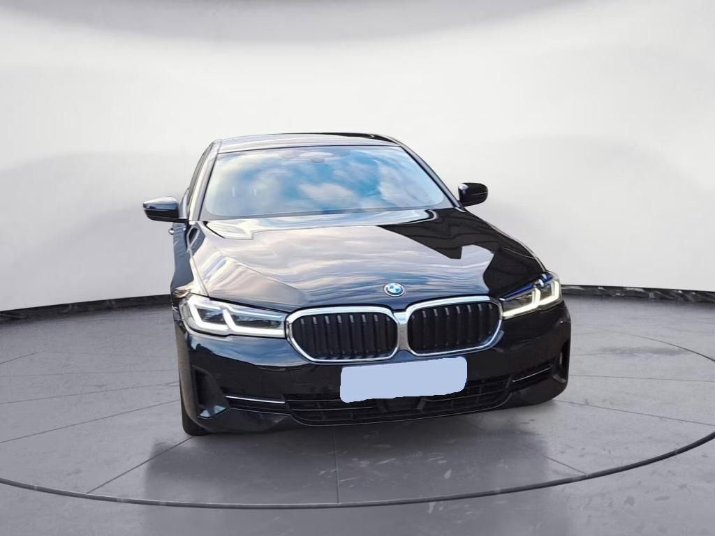 BMW Řada 5, 540 d xDrive Sport*Navi*Led* - fotka 3