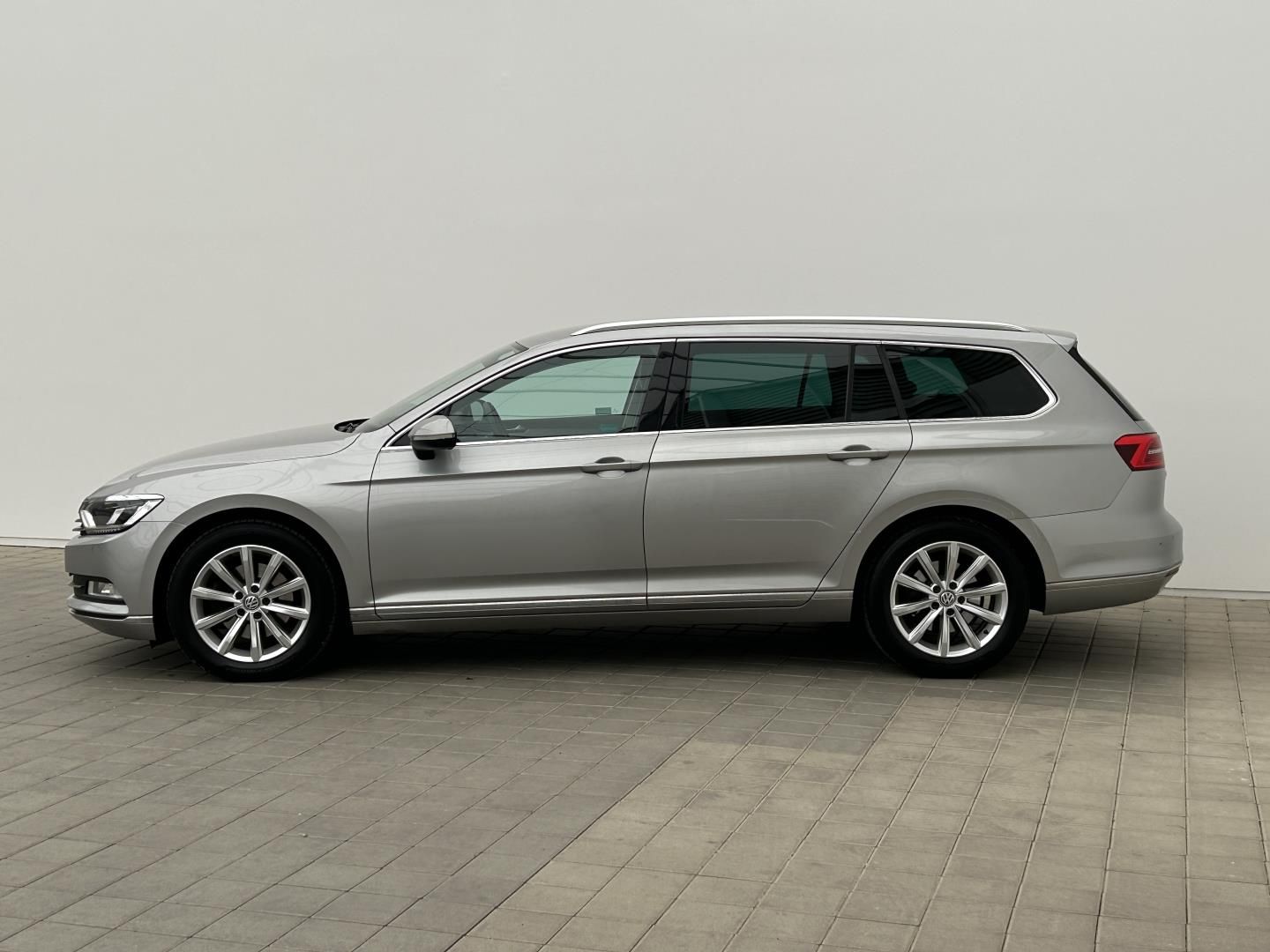 Volkswagen Passat Variant, 2,0TDI 110kW Highline - fotka 3