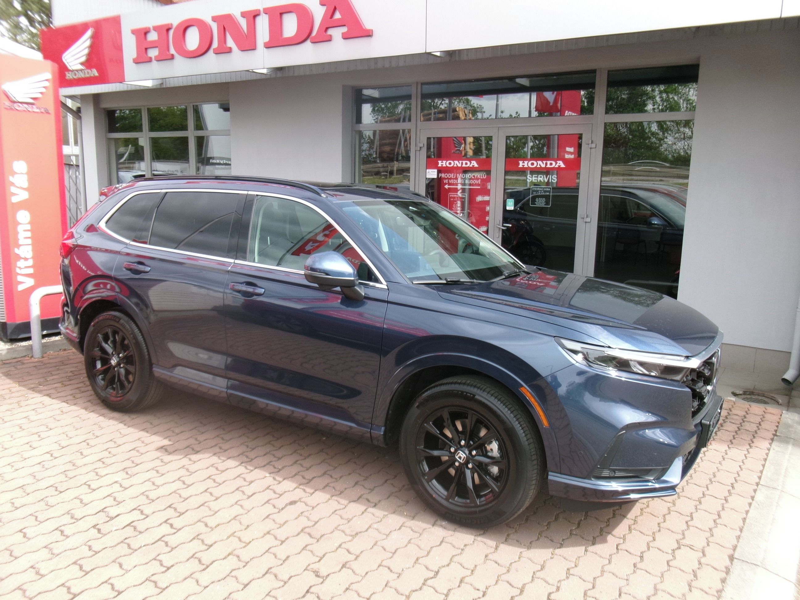 Honda CR-V, 2.0 Plug-in ELEGANCE TECH 26 - fotka 3
