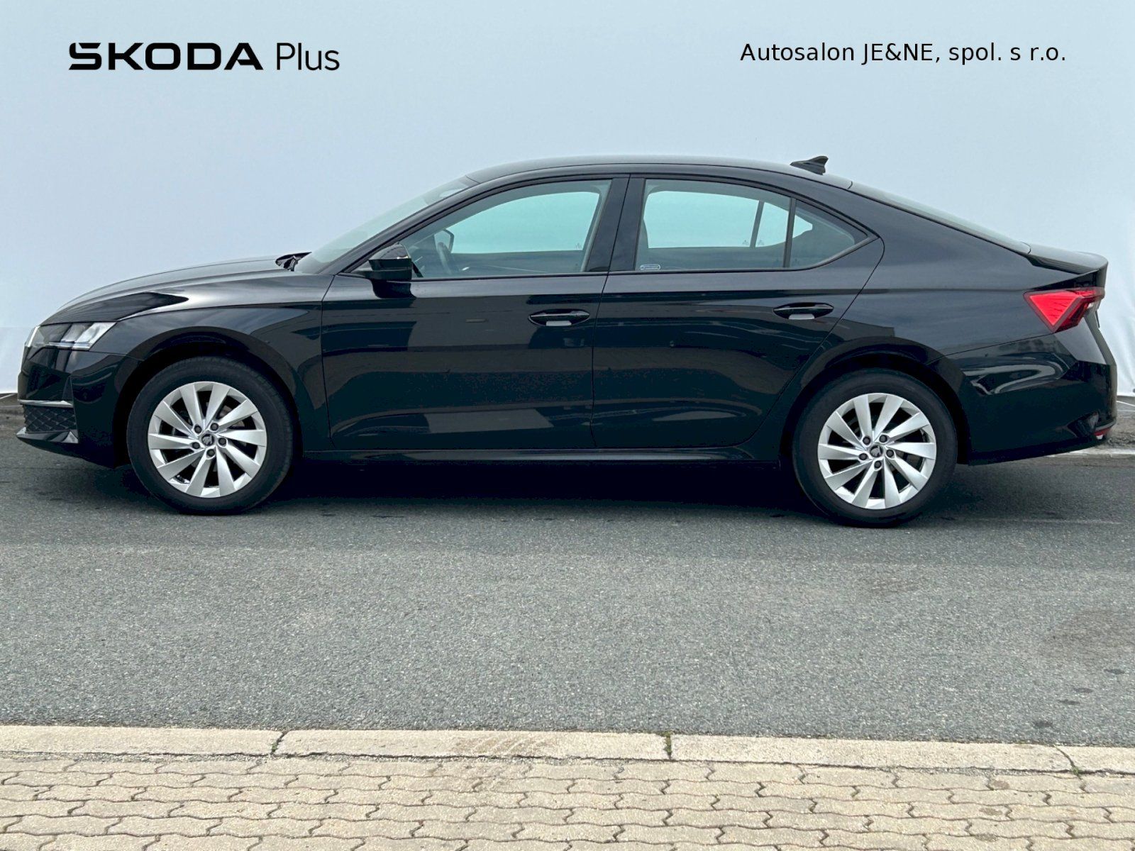 Škoda Octavia, Selection 2.0 TDI 85 kW - fotka 3