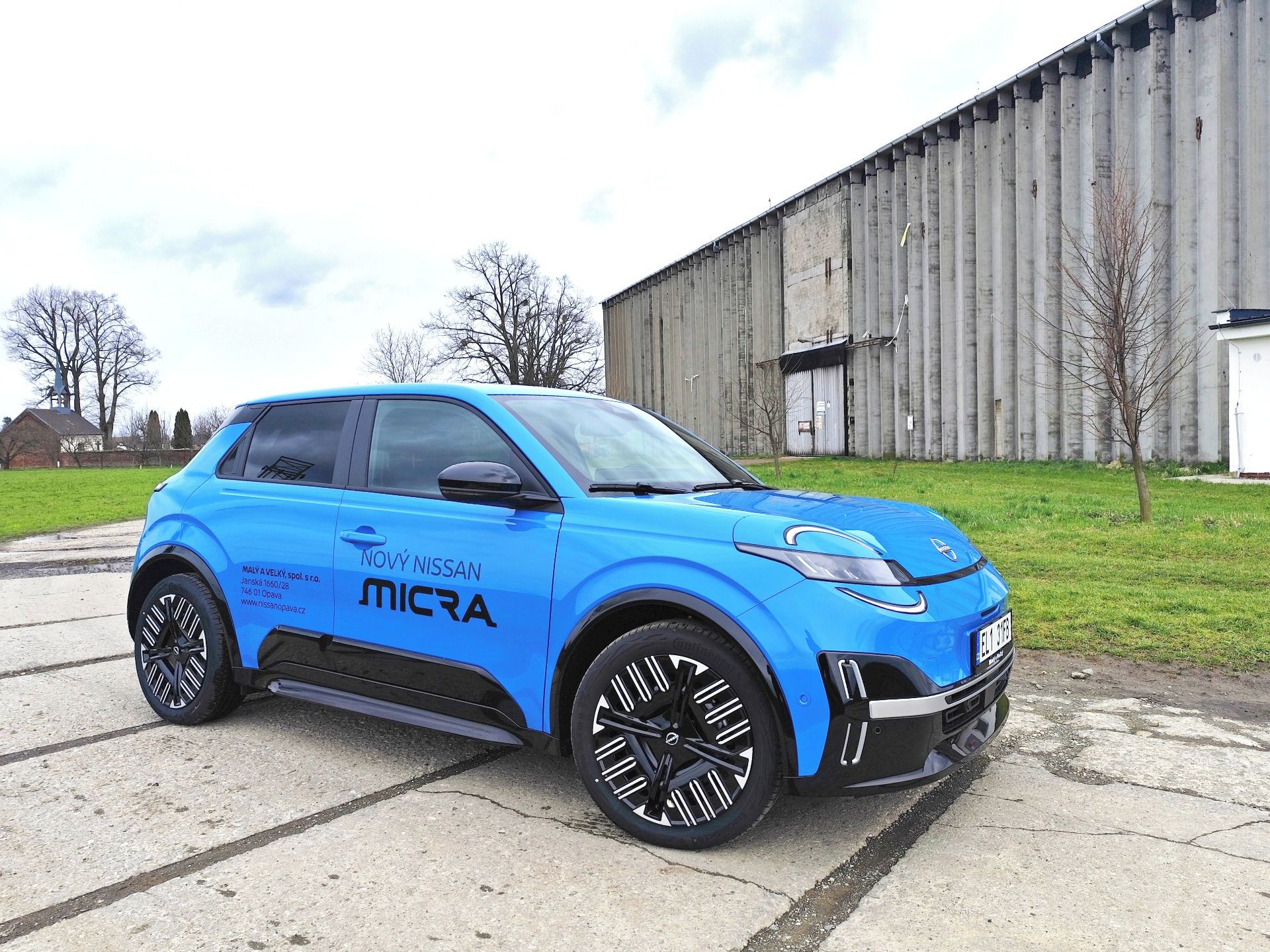 Nissan Micra, ADVANCE 52kWh - fotka 4