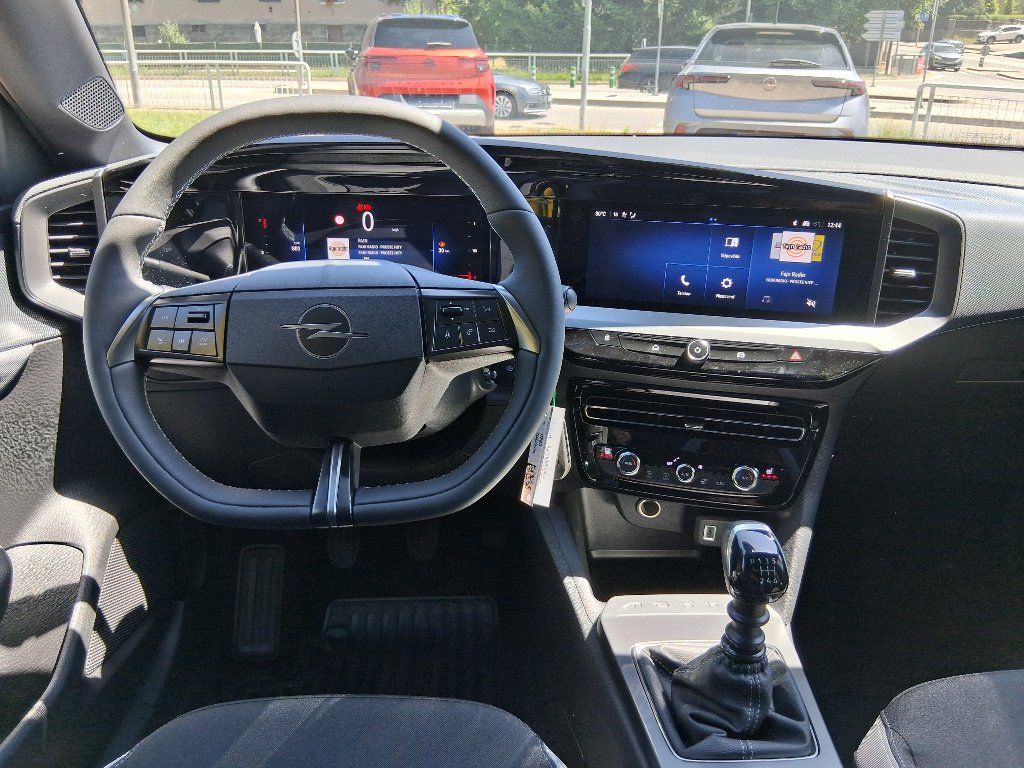 Opel Mokka, EDITION 1,2 TURBO 100kW+VÝHŘEV - fotka 4