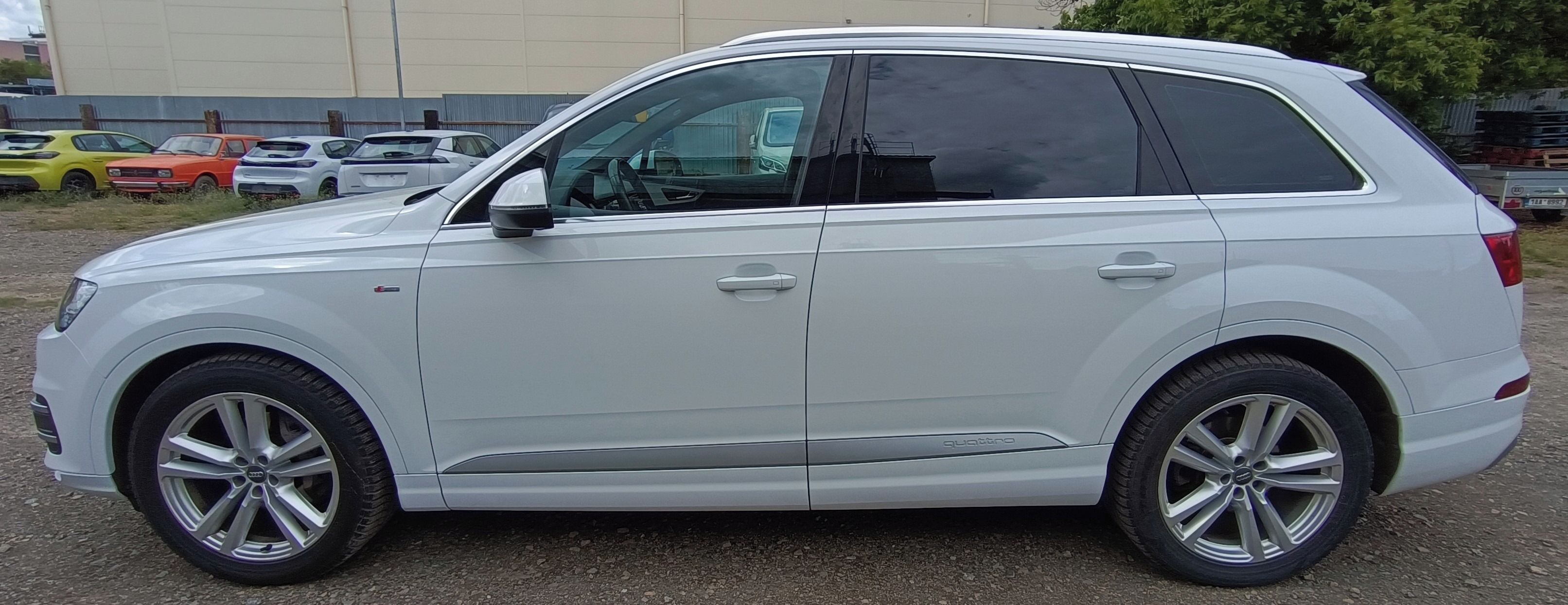 Audi Q7, S-line - fotka 2