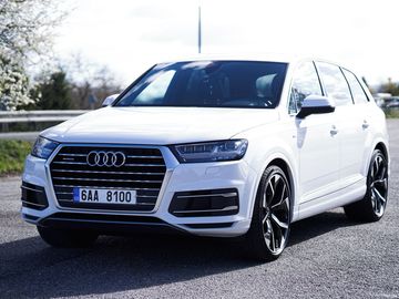 Audi Q7 3.0 Tdi S-line