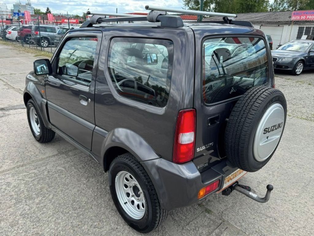 Suzuki Jimny, 1,3i VVT 4WD 63kW Club - fotka 6