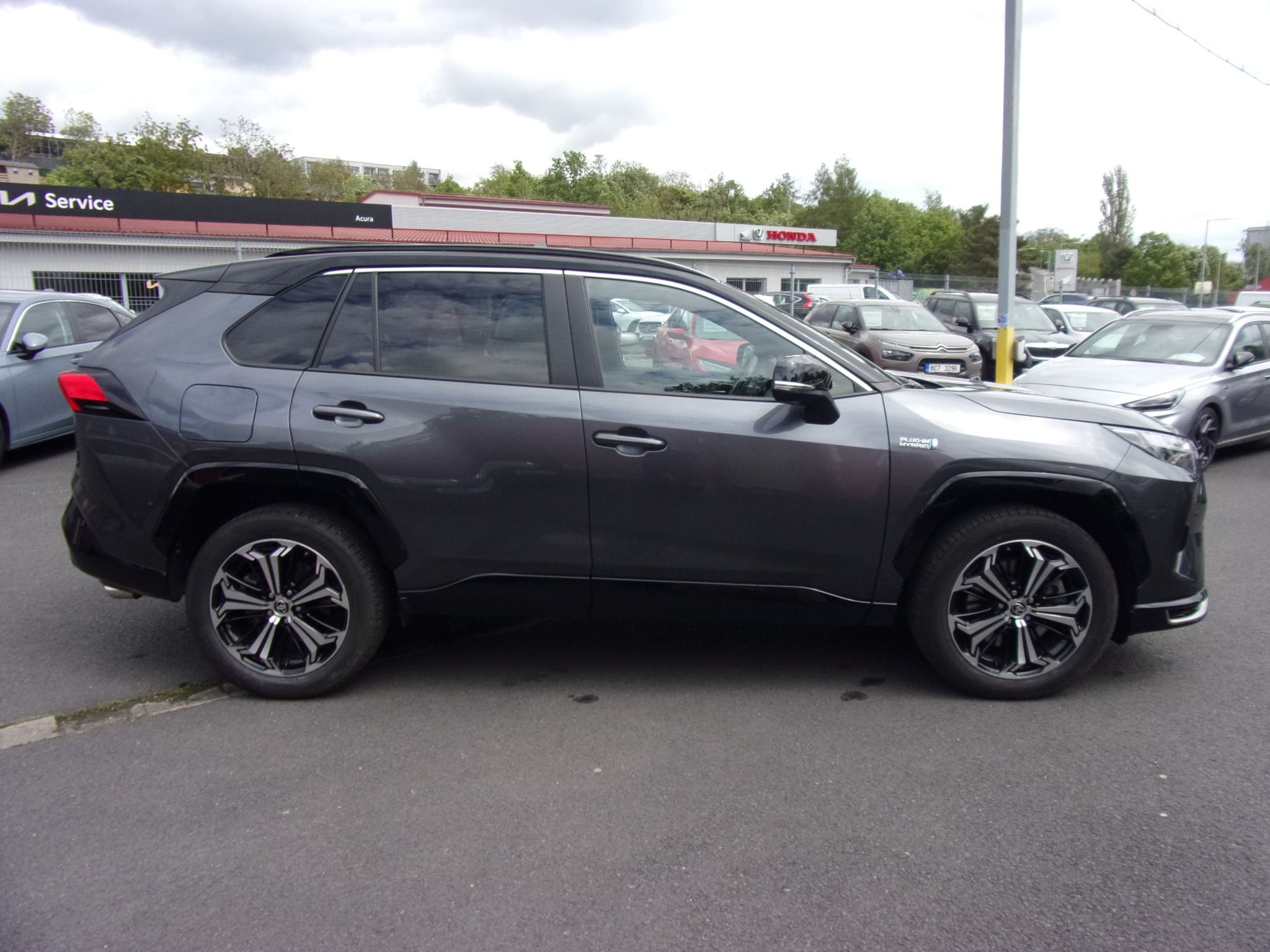 Toyota Rav4, 2,5 PHEV 4WD Executive ČR - fotka 2
