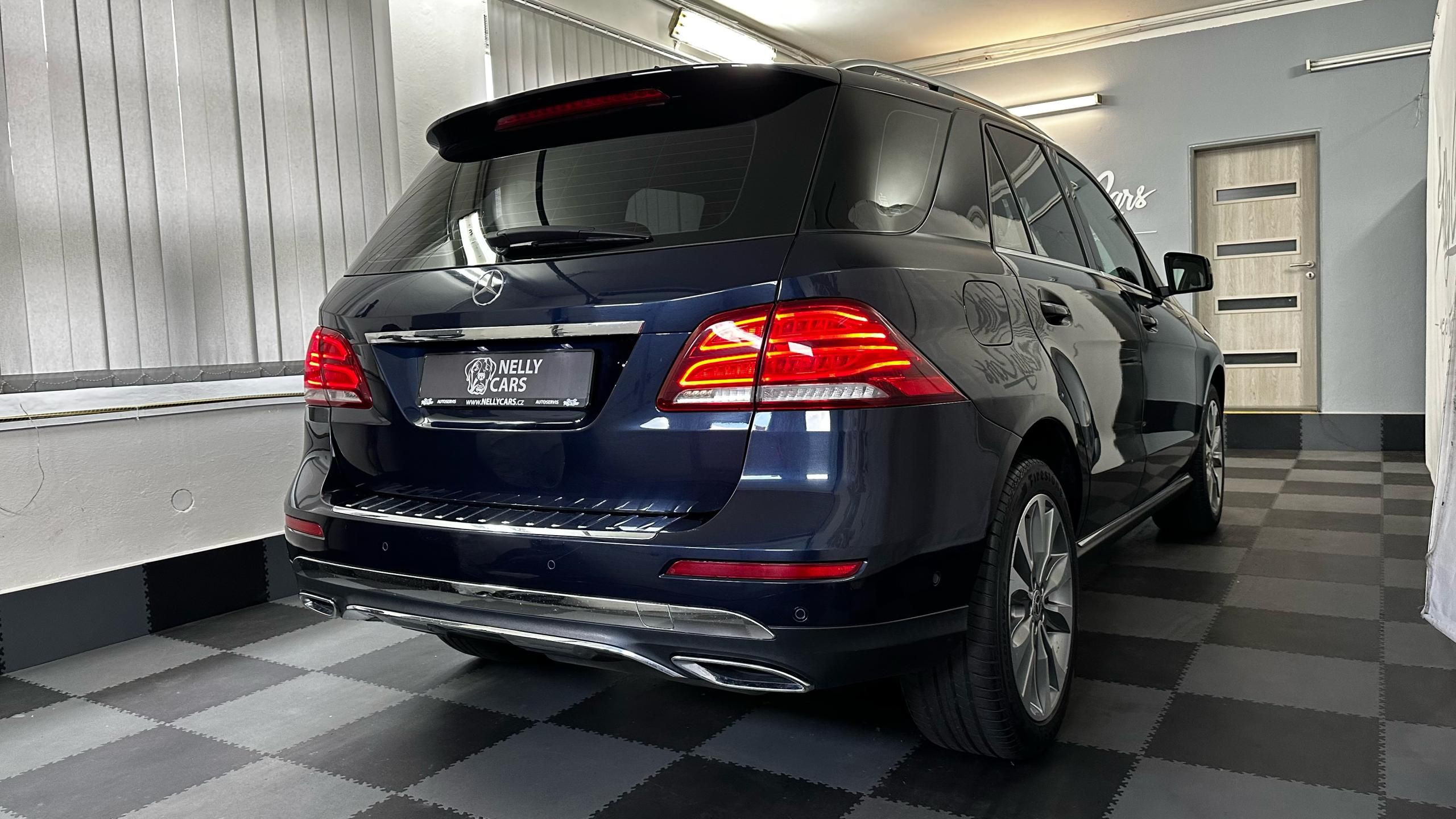 Mercedes-Benz GLE, 250D / 4.MATIC / DVĚ SADY KOL - fotka 6