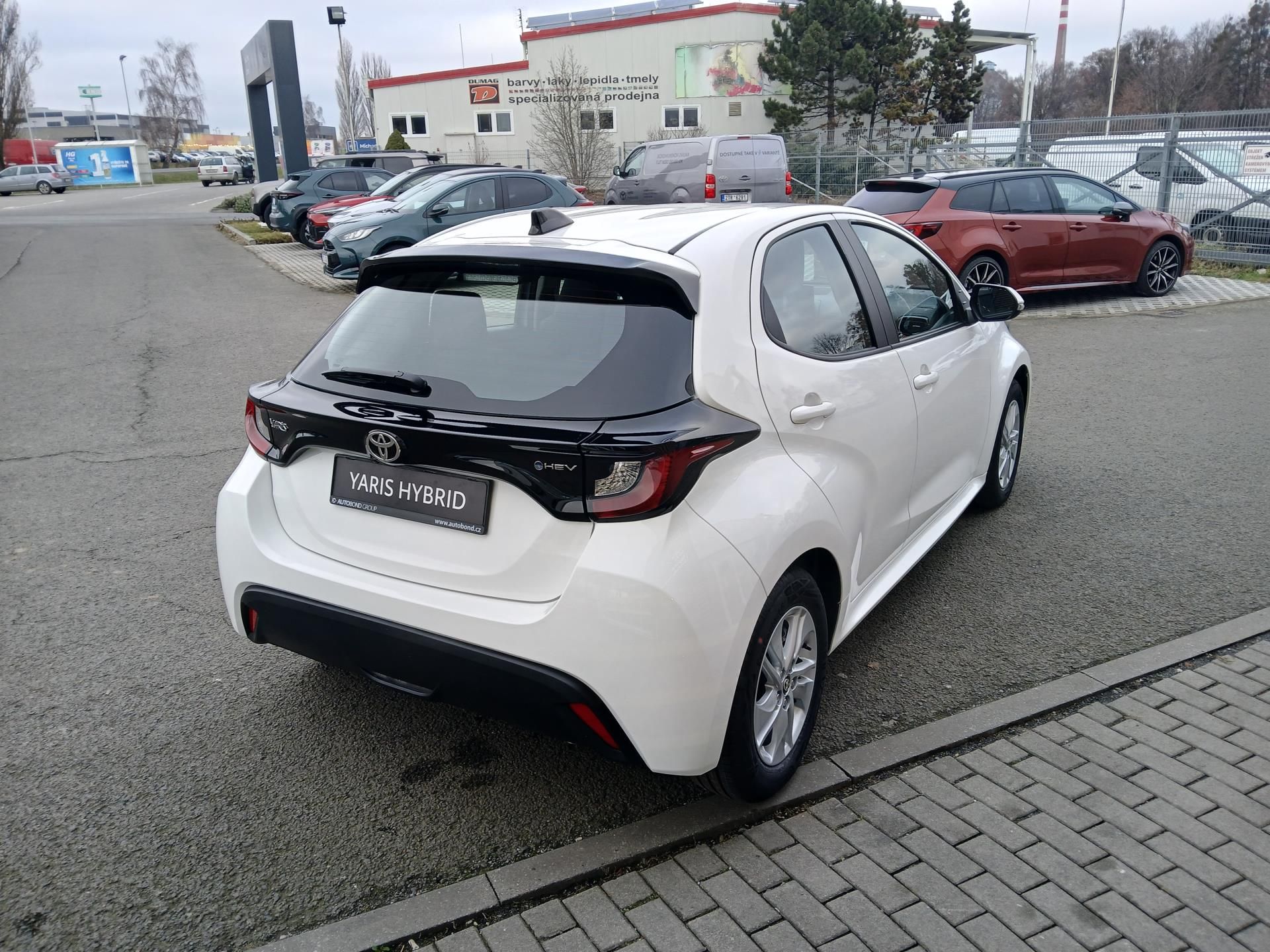 Toyota Yaris, 1.5 HEV Comfort - fotka 5