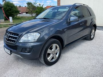 300 CDI 4Matic BlueEfficiency