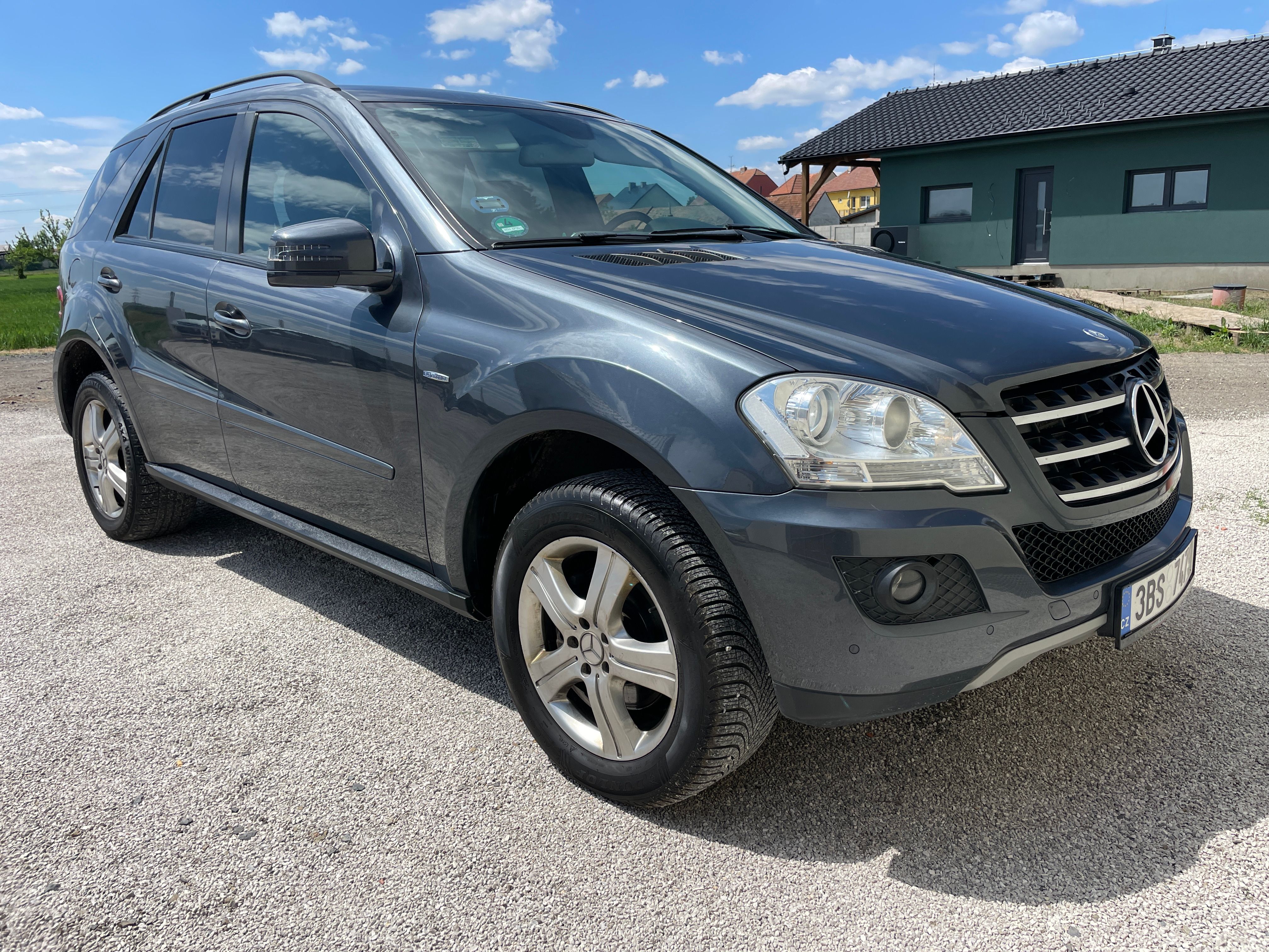 Mercedes-Benz ML, 300 CDI 4Matic BlueEfficiency - fotka 3