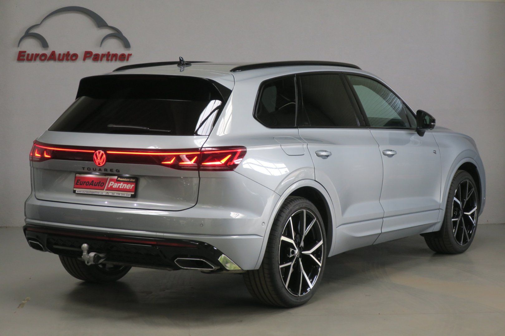 Volkswagen Touareg, NEW Final Edition R Line 210kW - fotka 4