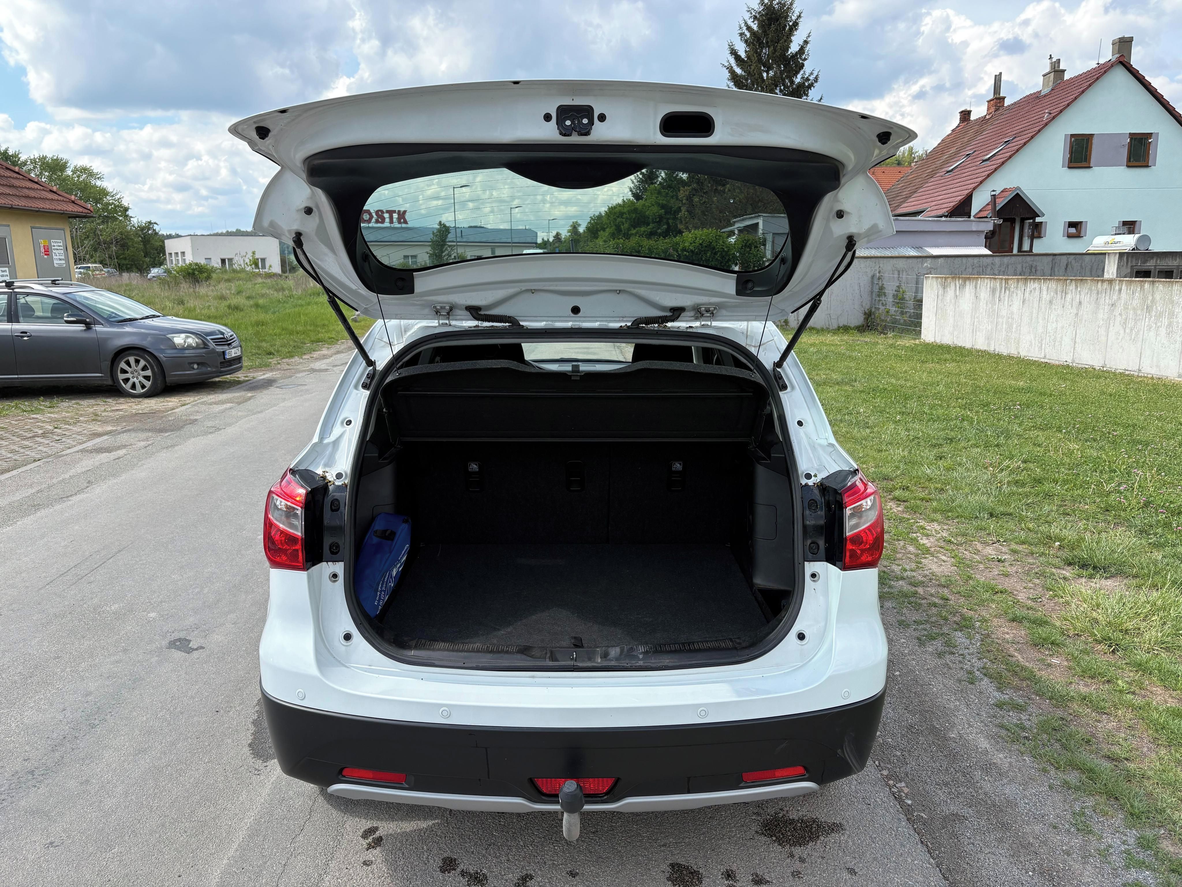 Suzuki SX4, 1.6 VVT 88kW 4X4 1.Majitel ČR - fotka 6