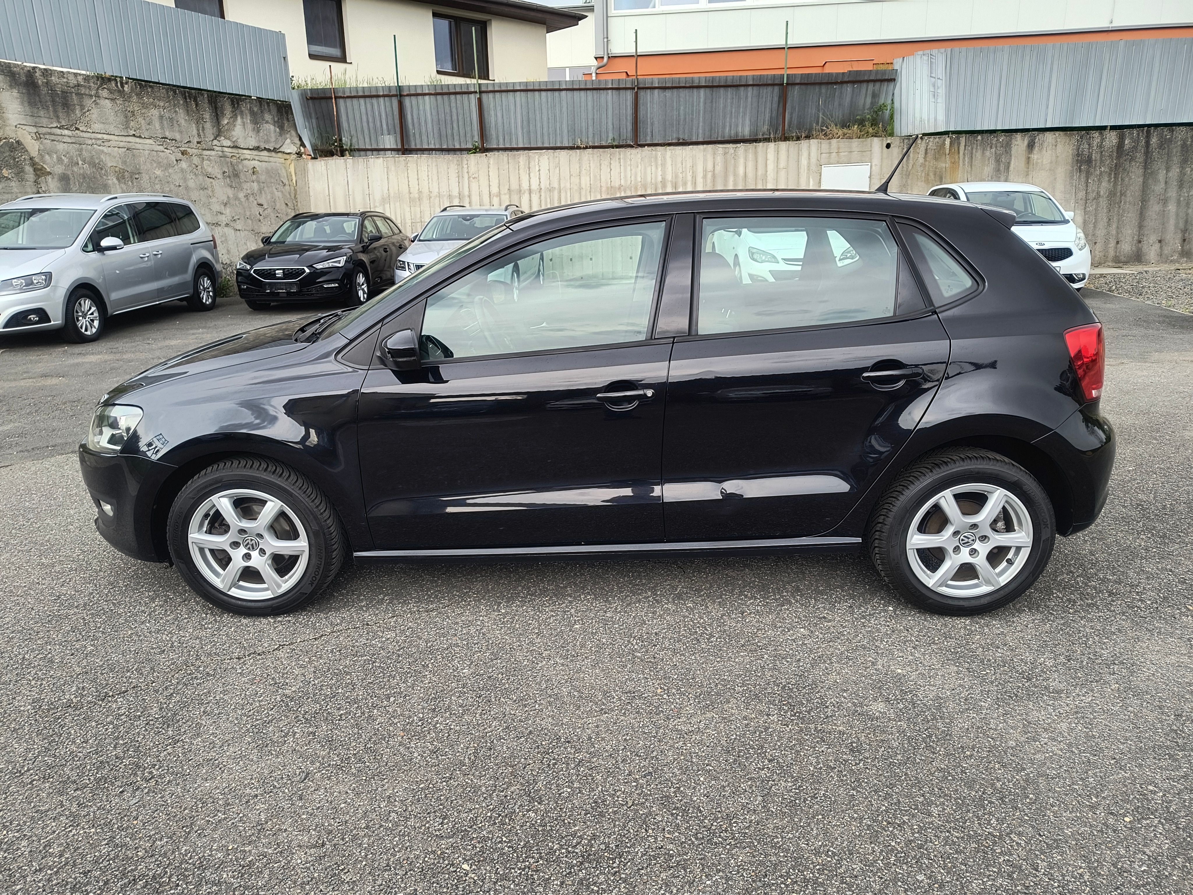 Volkswagen Polo, 1.4 63KW/AC/PDC/ALU/VYHŘ.SEDAD - fotka 3