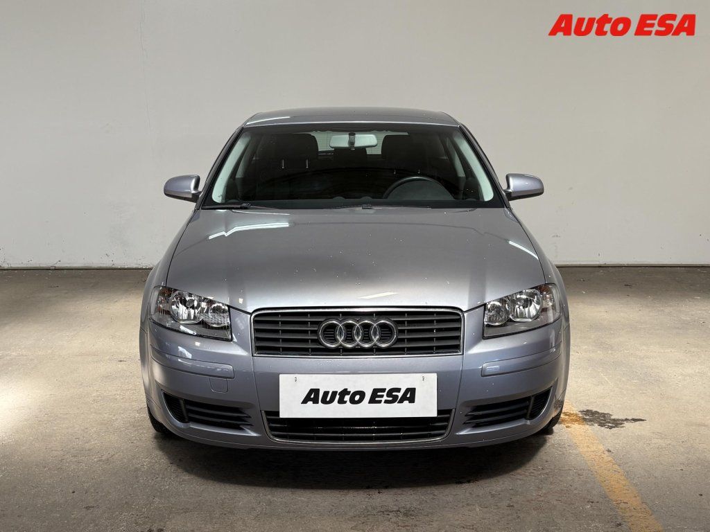 Audi A3, 1.6i - fotka 2