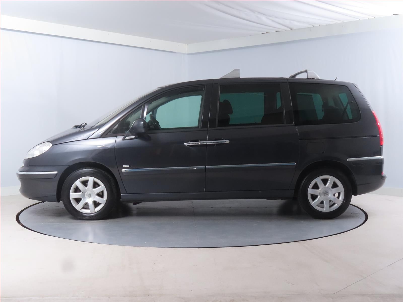 Peugeot 807, 2.0 HDI, 6 míst - fotka 3