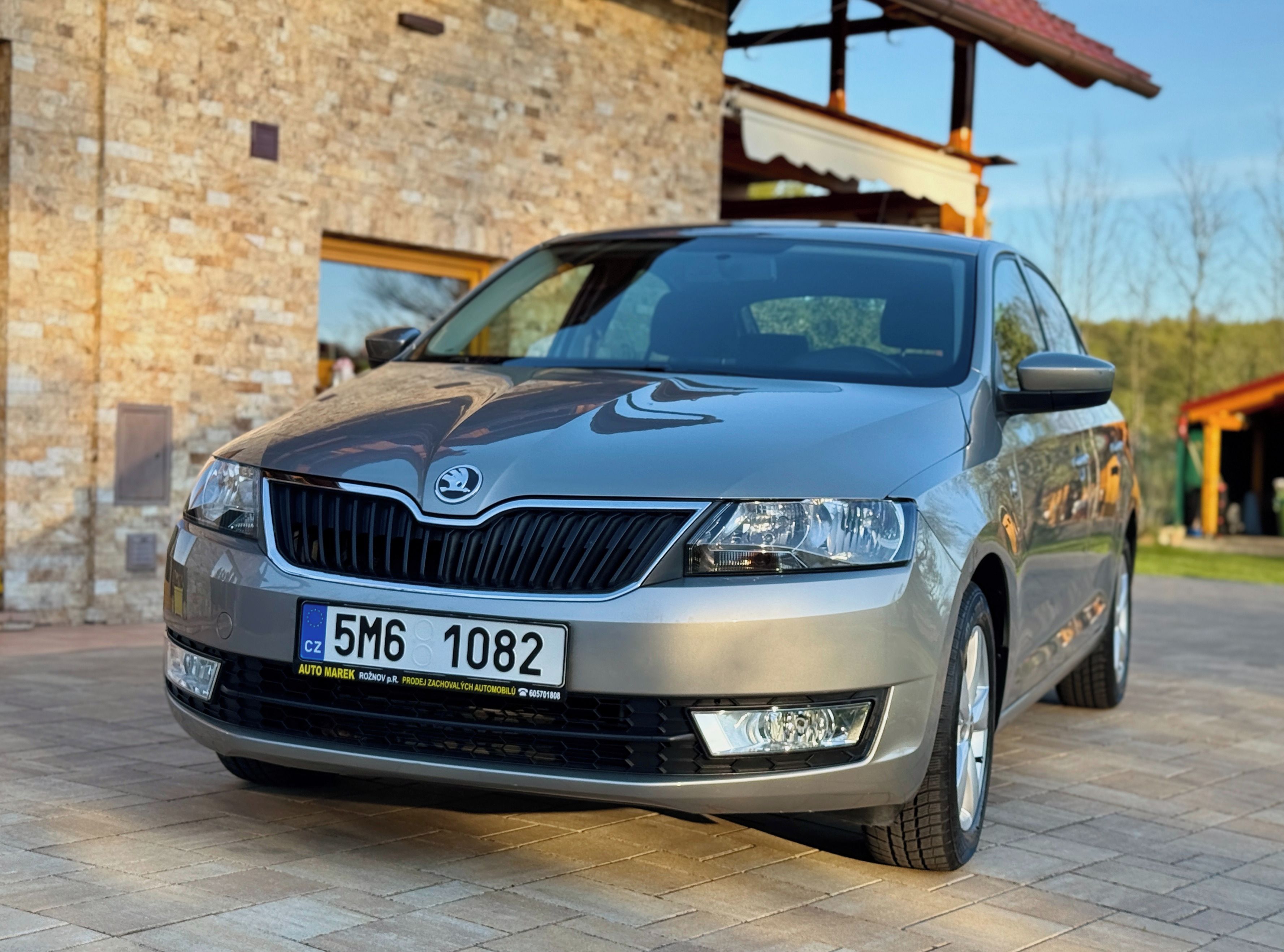 Škoda Rapid, 23 700 KM - fotka 5