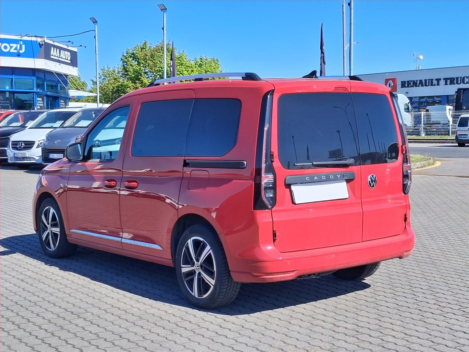Volkswagen Caddy, 2.0 TDI, 5Míst, Klima, ČR - fotka 4