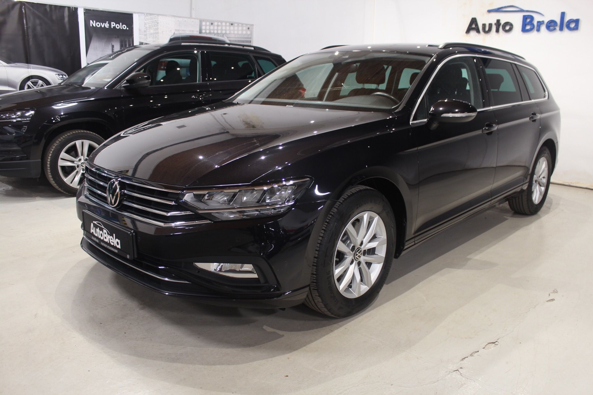 Volkswagen Passat, 2.0TDI DSG Display LED Navi - fotka 6