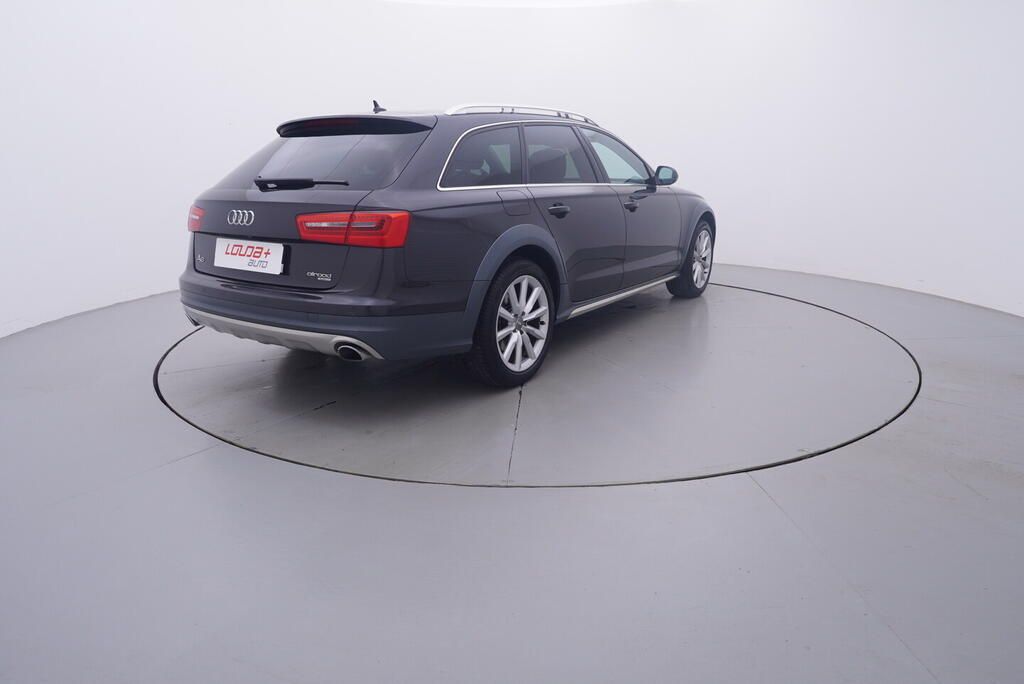 Audi A6 allroad, 3.0 TDI 180 kW - fotka 5