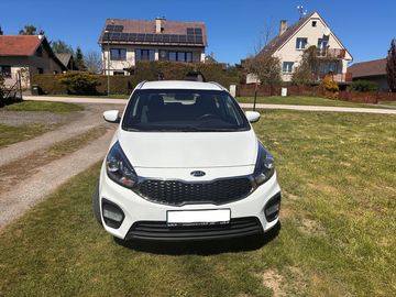 Kia Carens 1.6 GDI, 2017, bílá