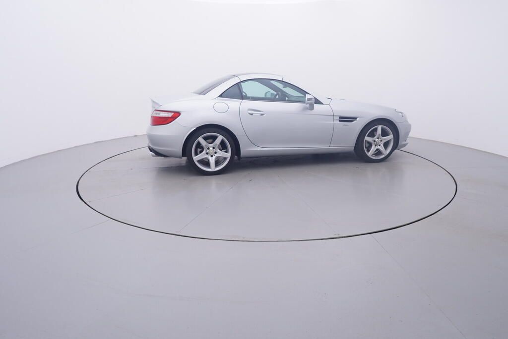Mercedes-Benz SL, 1.8 135 kW - fotka 6