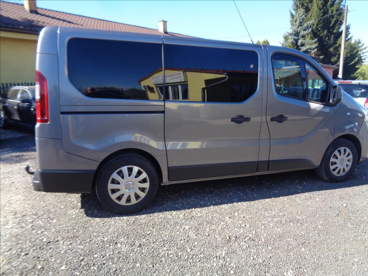 Renault Trafic, 1,6tdi  8 míst - fotka 3