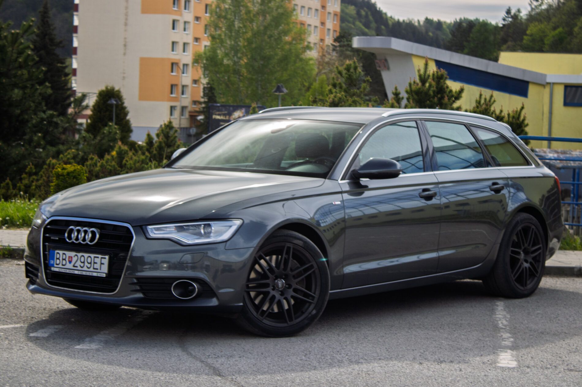 Audi A6 Avant
