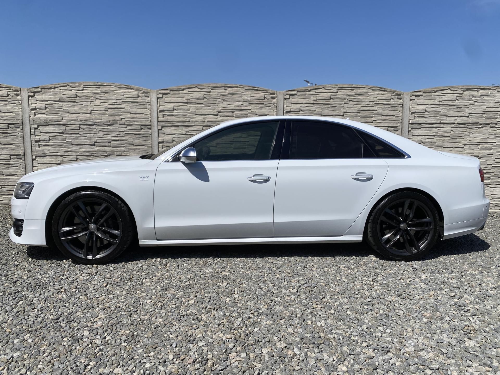 Audi A8, S8 4.0i V8 520PS CZ DPH EXTRA!