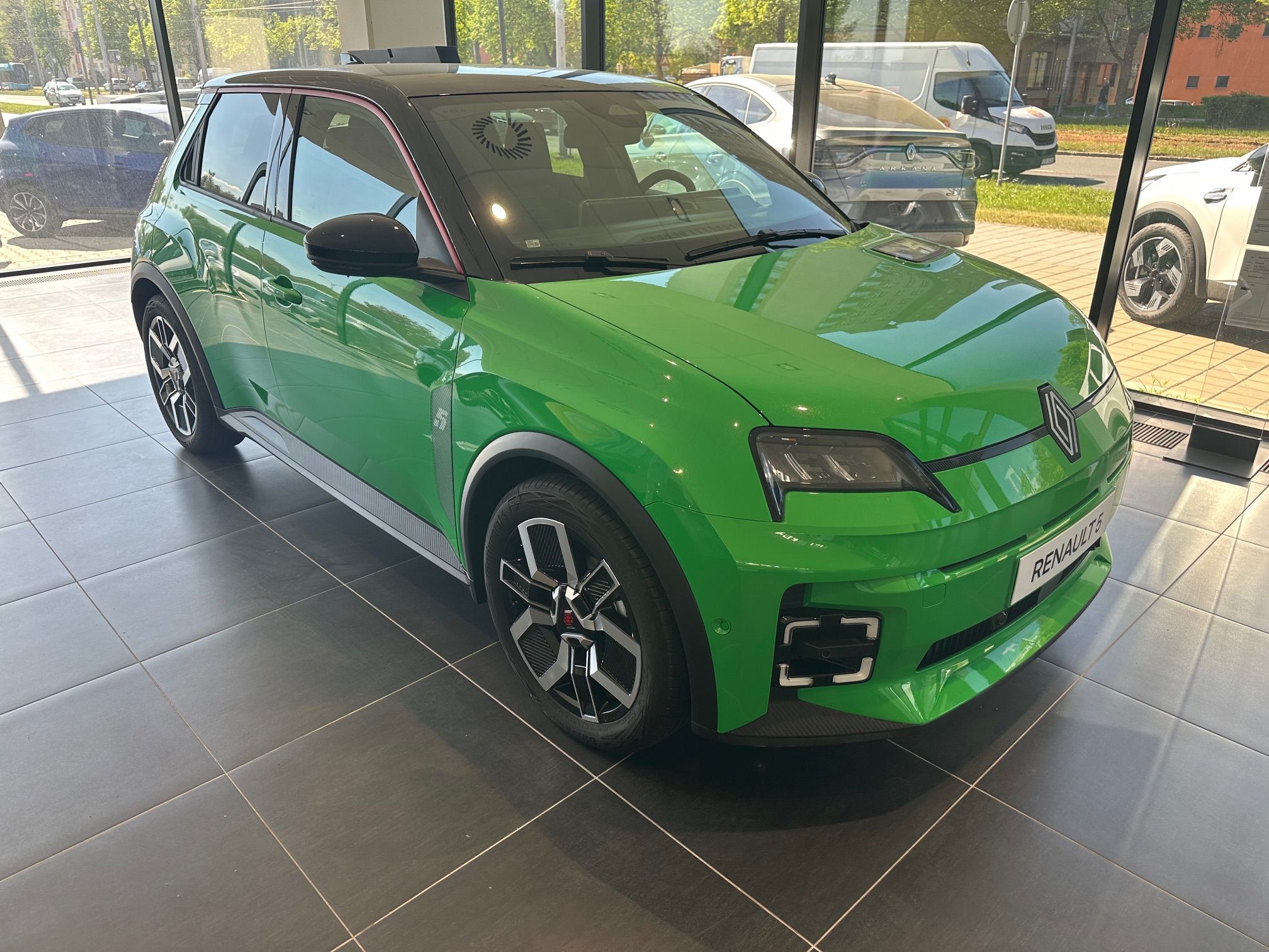 Renault R5, techno 150 k comfort range  - - fotka 4