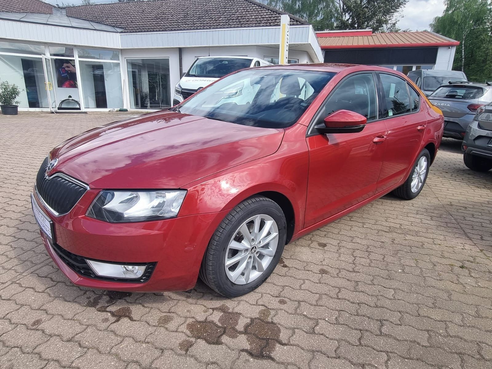 Škoda Octavia, 1.2 TSI 81kW Ambition Fresh - fotka 3