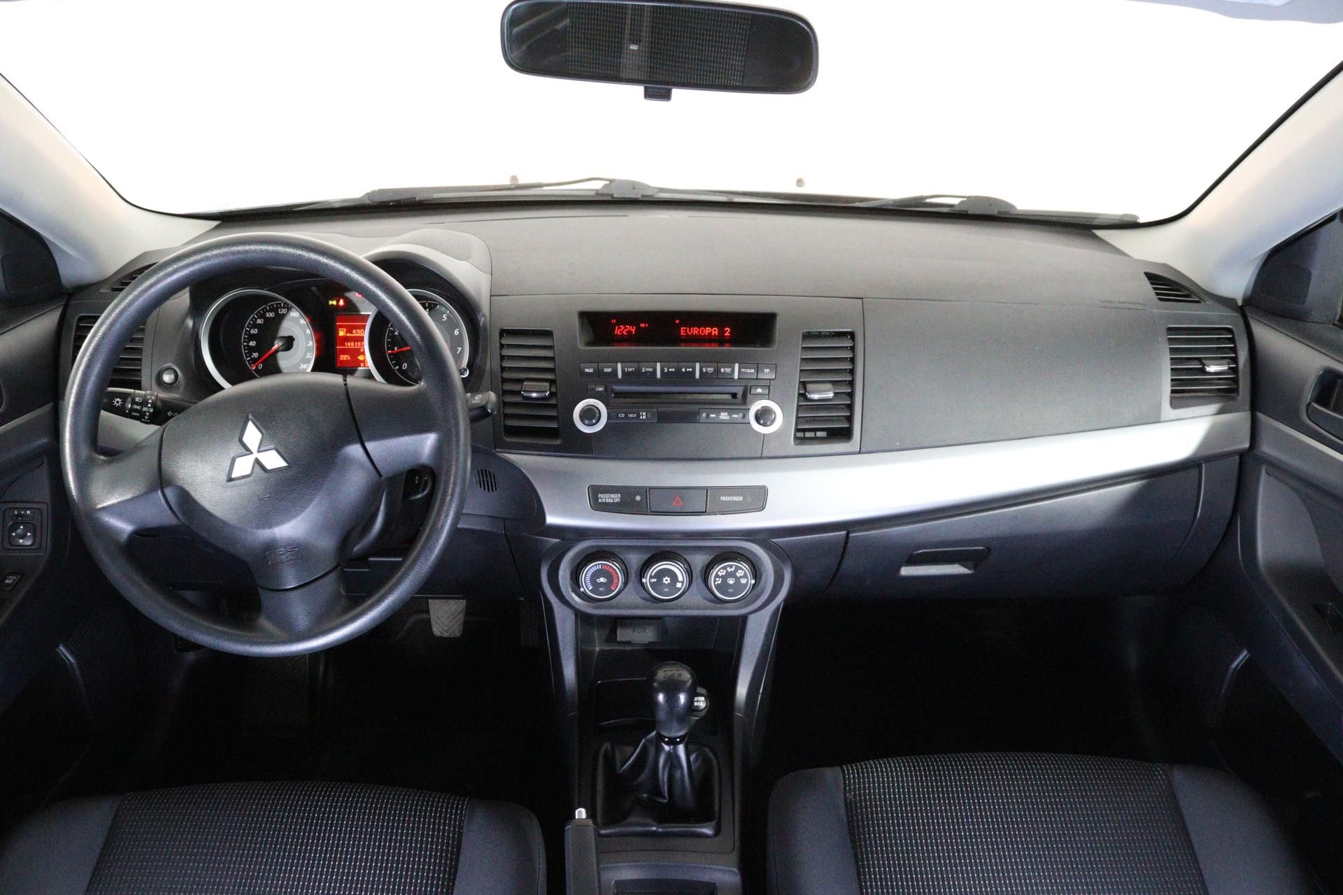 Mitsubishi Lancer, 1,5i 80kW - fotka 5