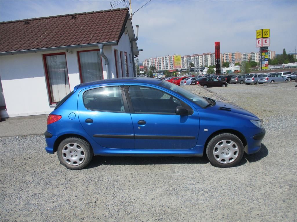 Peugeot 206, 1,4 HDi, klimatizace, - fotka 4