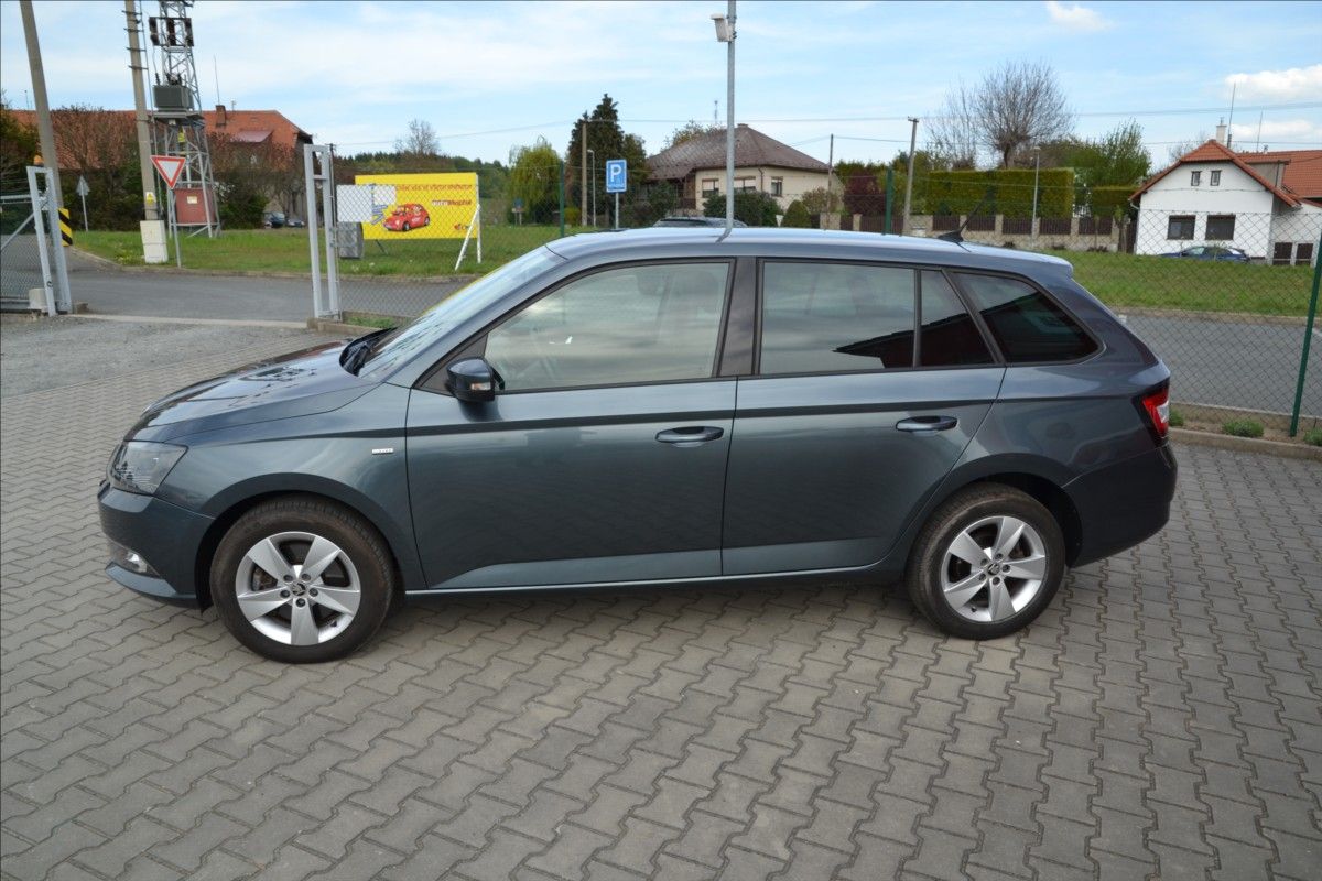Škoda Fabia, 1,0 TSI DIGIKLIMA TEMPOMAT PĚK - fotka 4