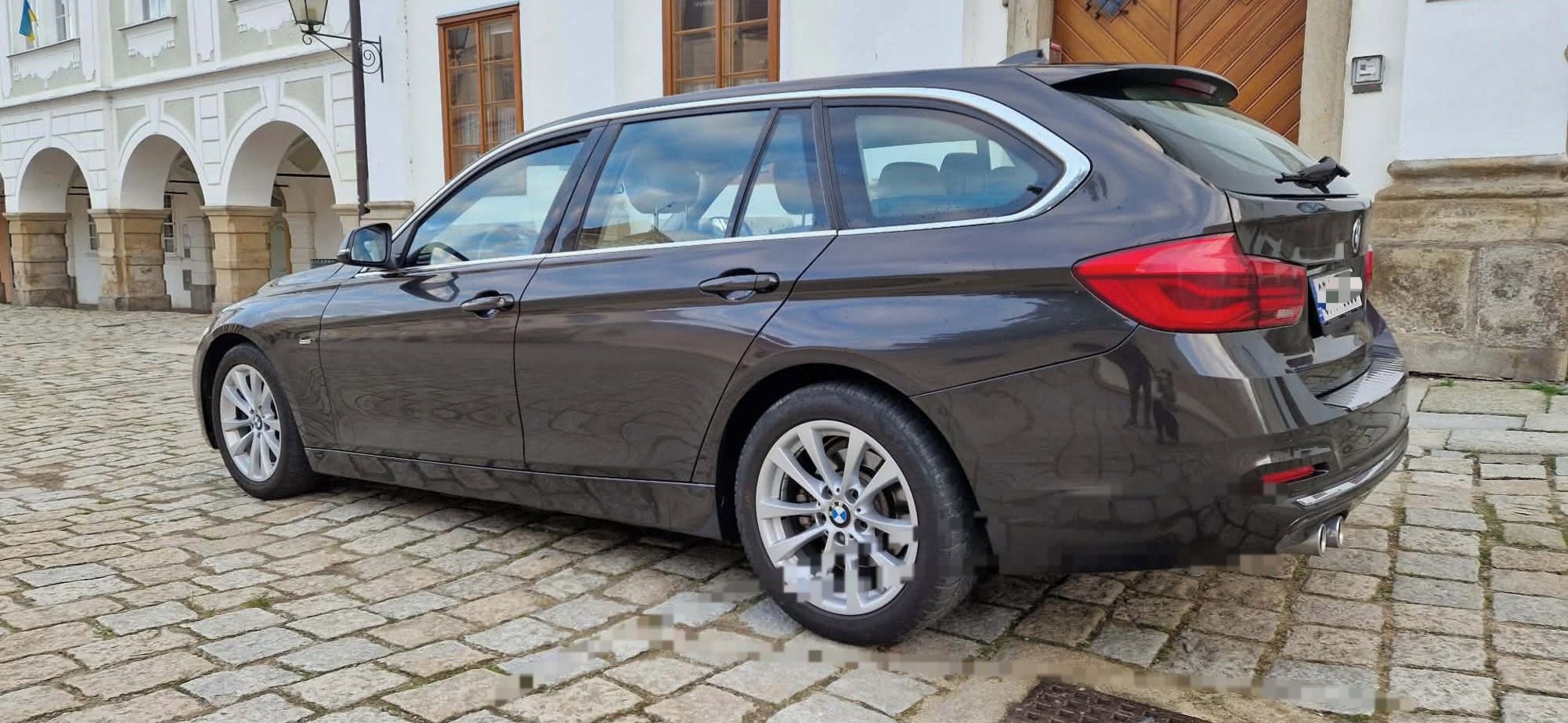 BMW Řada 3, 320D, Luxury výbava - fotka 5