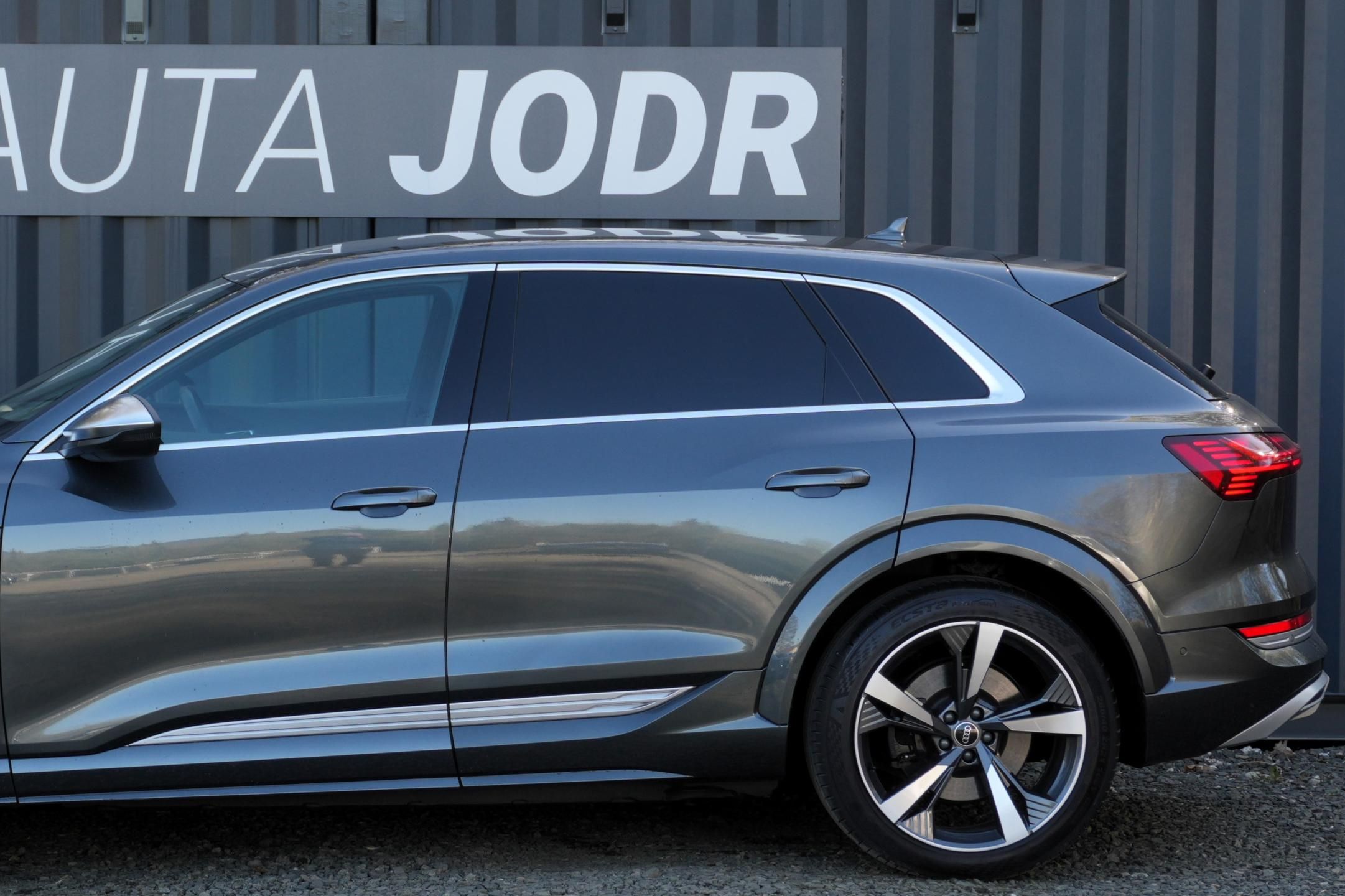 Audi e-tron, S 370 kW Quattro, SoH 95,6% - fotka 3
