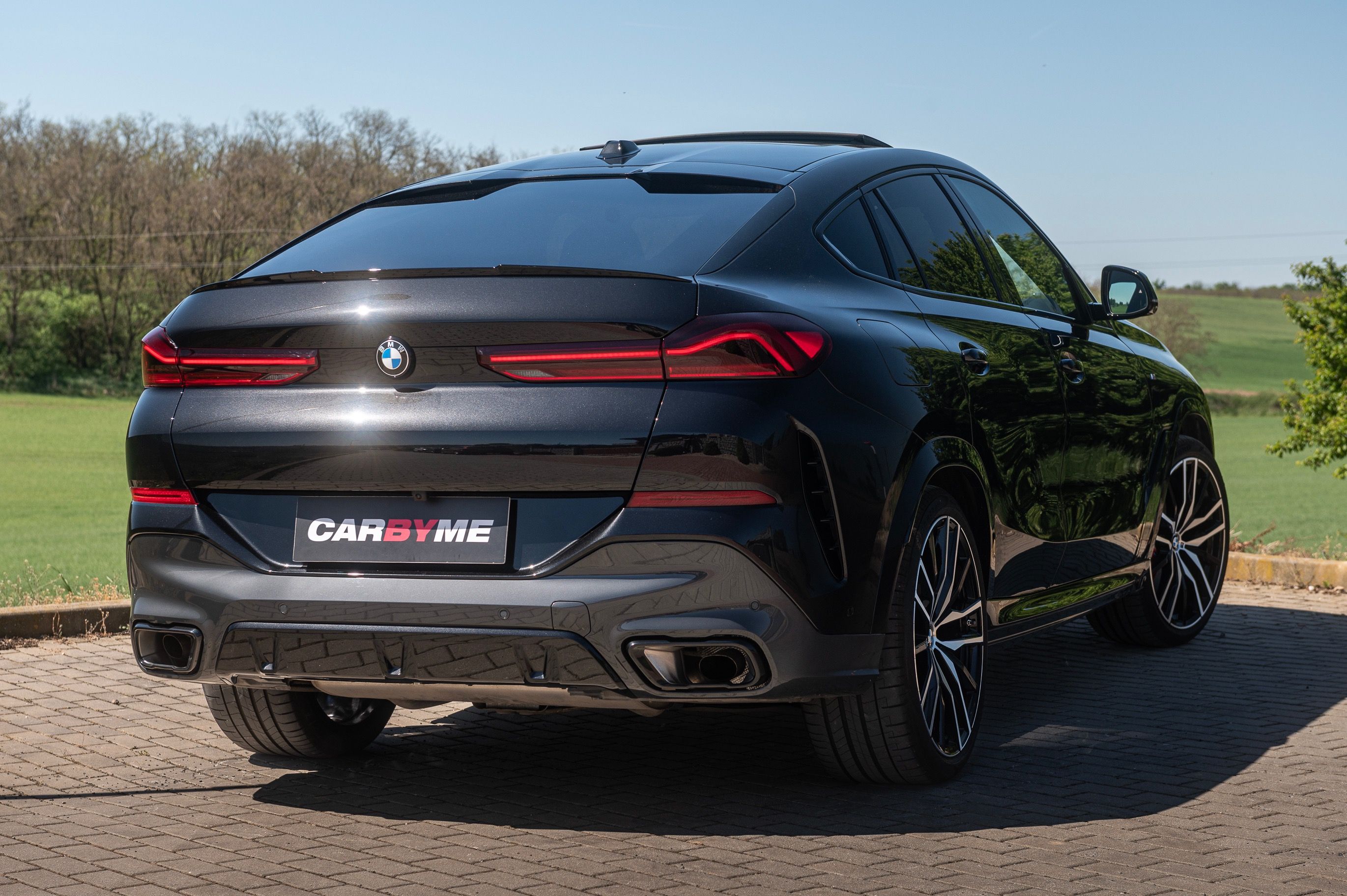 BMW X6, 40d xDrive M, 1.Maj, ČR, PPF - fotka 5