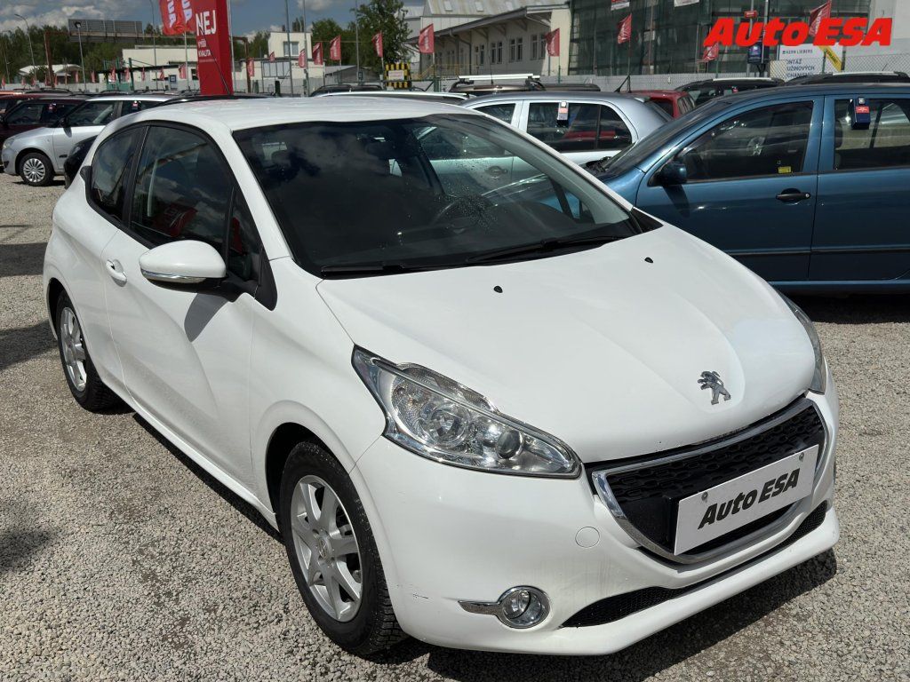 Peugeot 208, 1.2PT