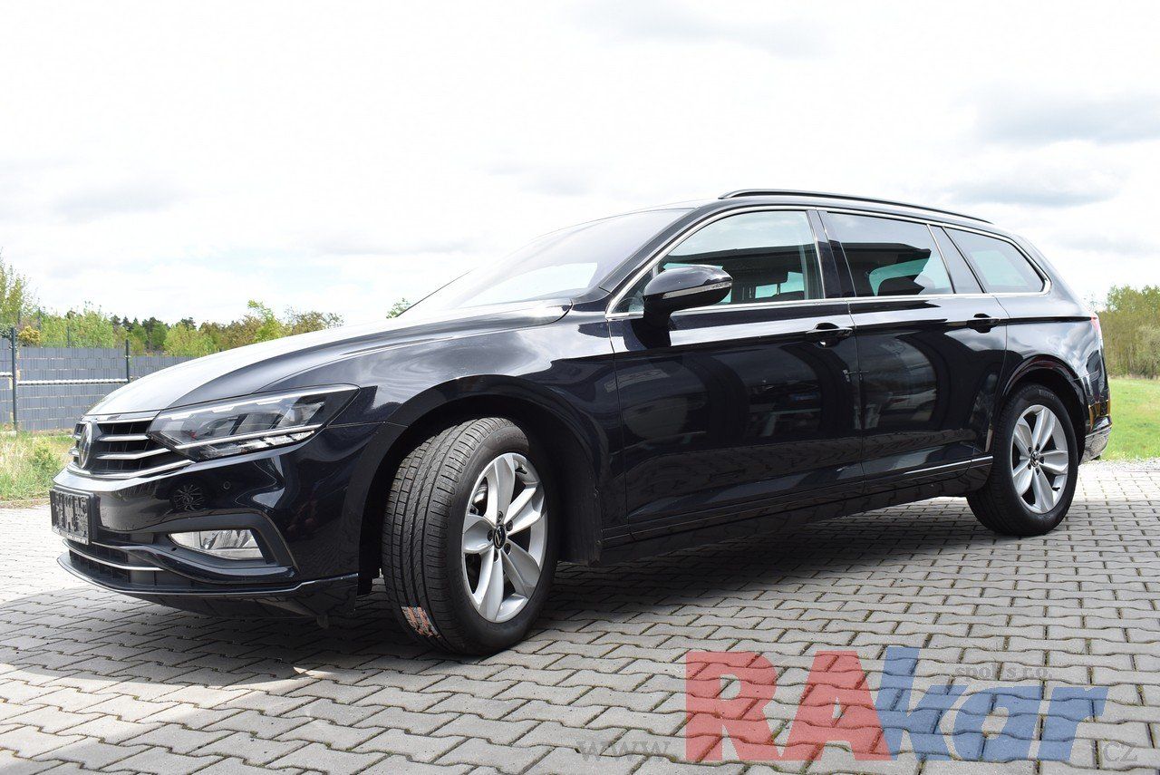 Volkswagen Passat Variant, Business 2,0 TSI automat - fotka 2
