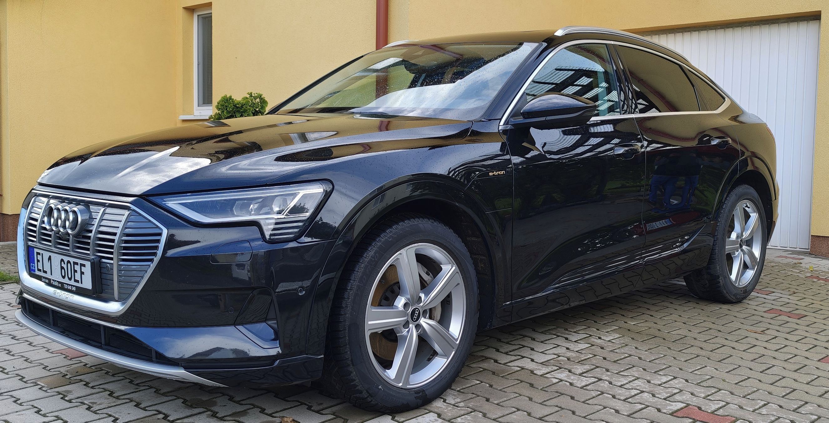 Audi e-tron, Sportback 55 kWh TOP