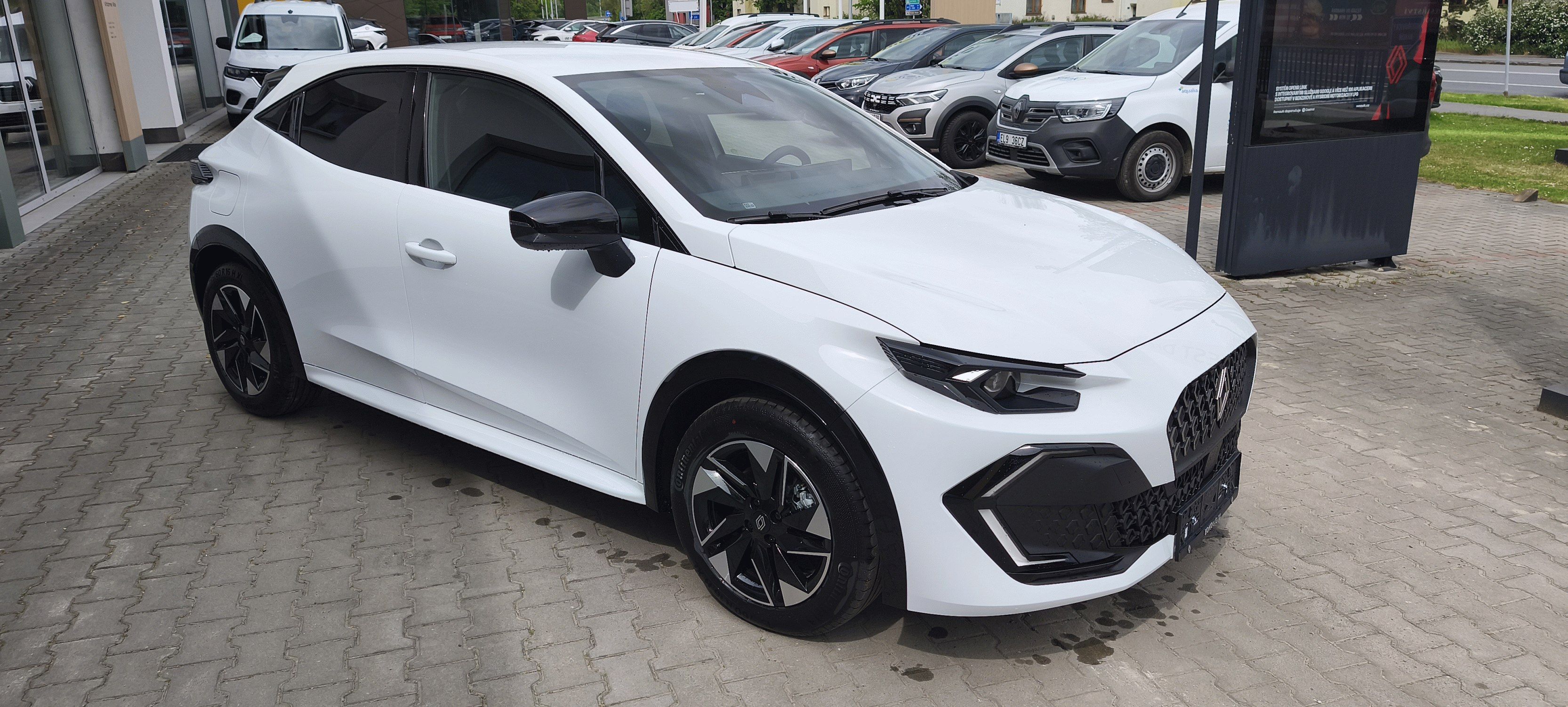 Renault Clio, Tce 115 - POBOČKA FRÝDEK-MÍSTE - fotka 3