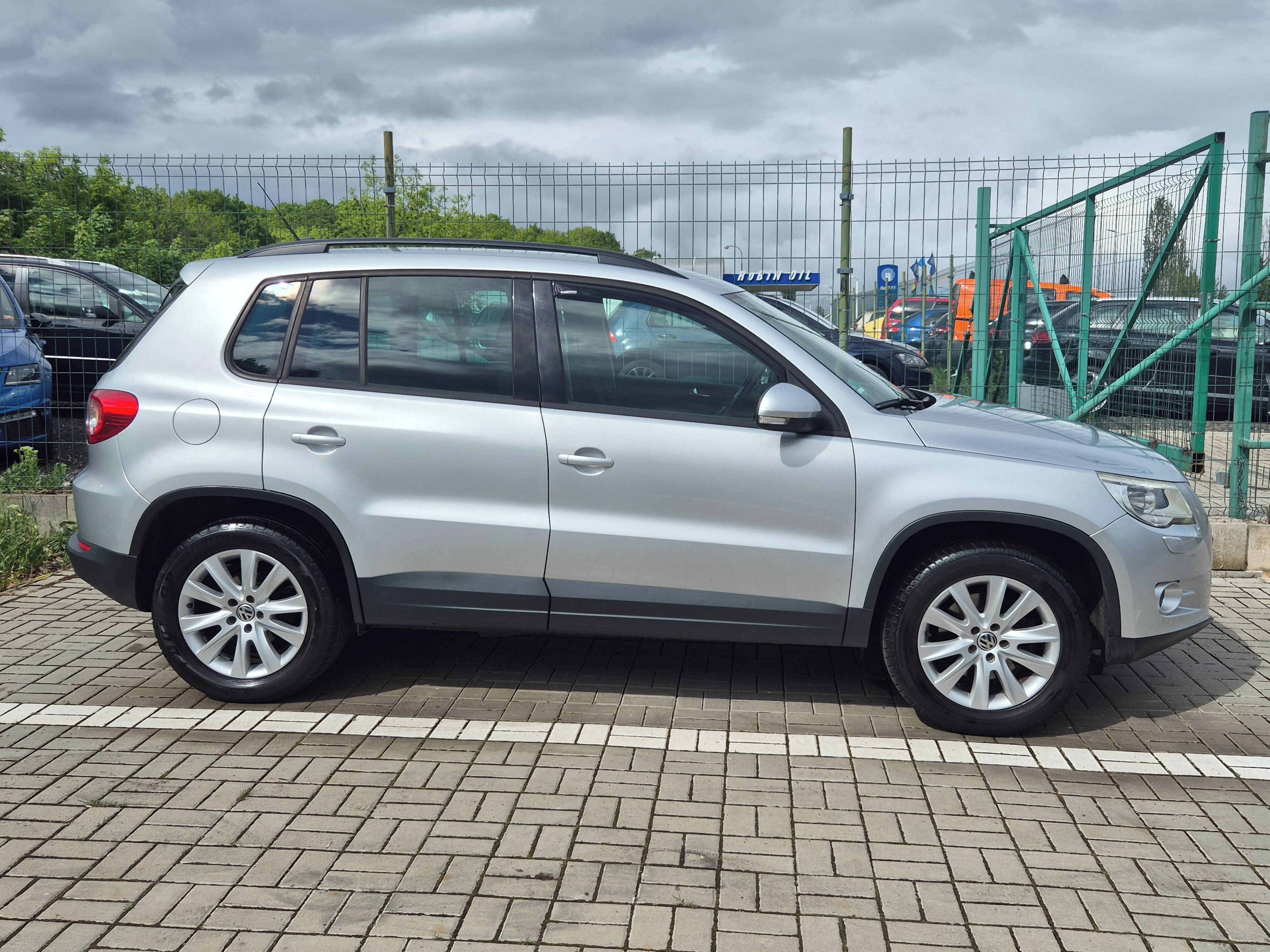 Volkswagen Tiguan, 1.4 TSI  -  XENONY - SERVISKA - fotka 4